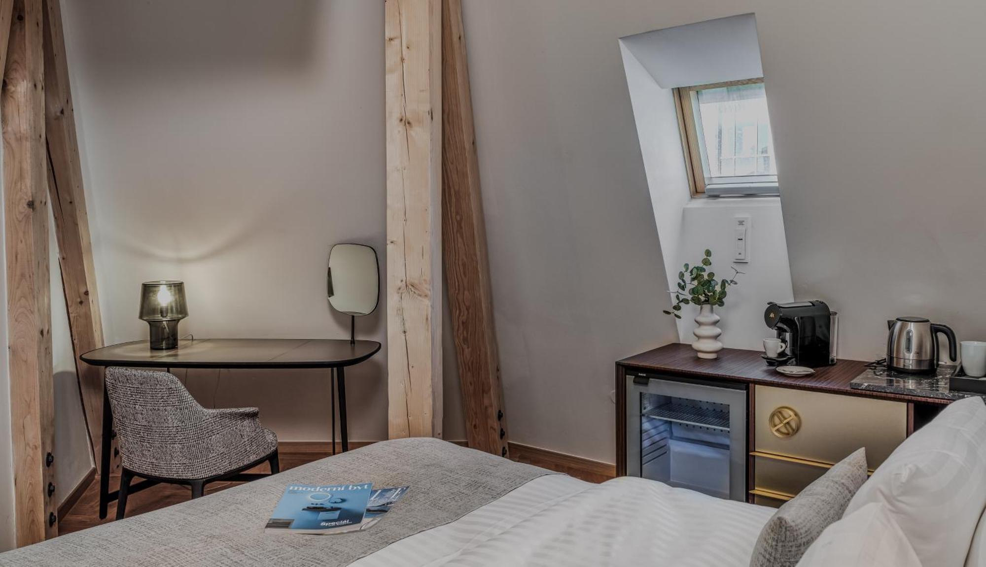 Mottl House By Adrez Aparthotel Praga